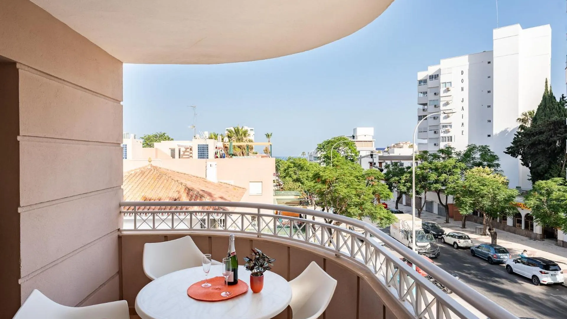 Malagasuite Costa Sol Oasis Torremolinos